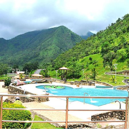 Tinapa Lakeside Hotel Calabar Extérieur photo
