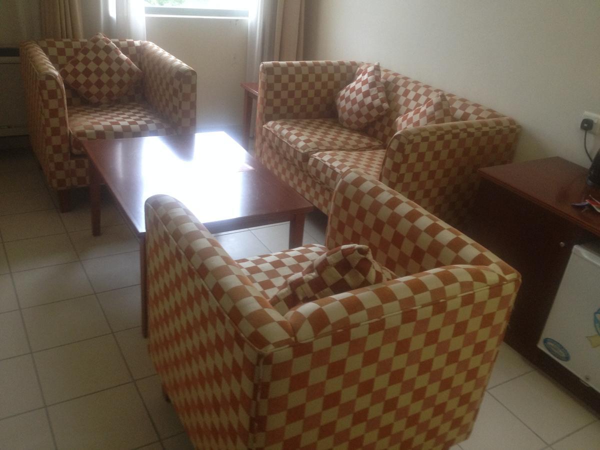 Tinapa Lakeside Hotel Calabar Extérieur photo