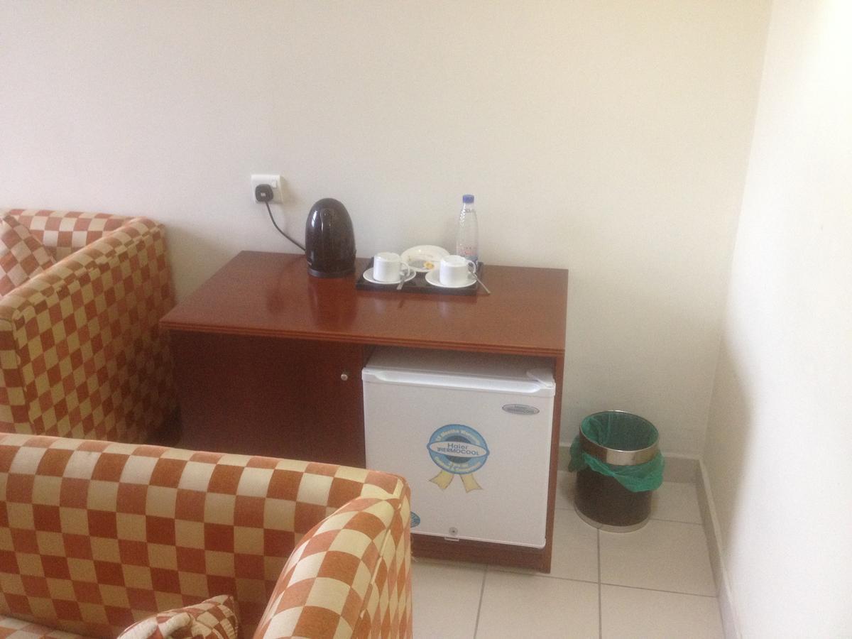Tinapa Lakeside Hotel Calabar Extérieur photo