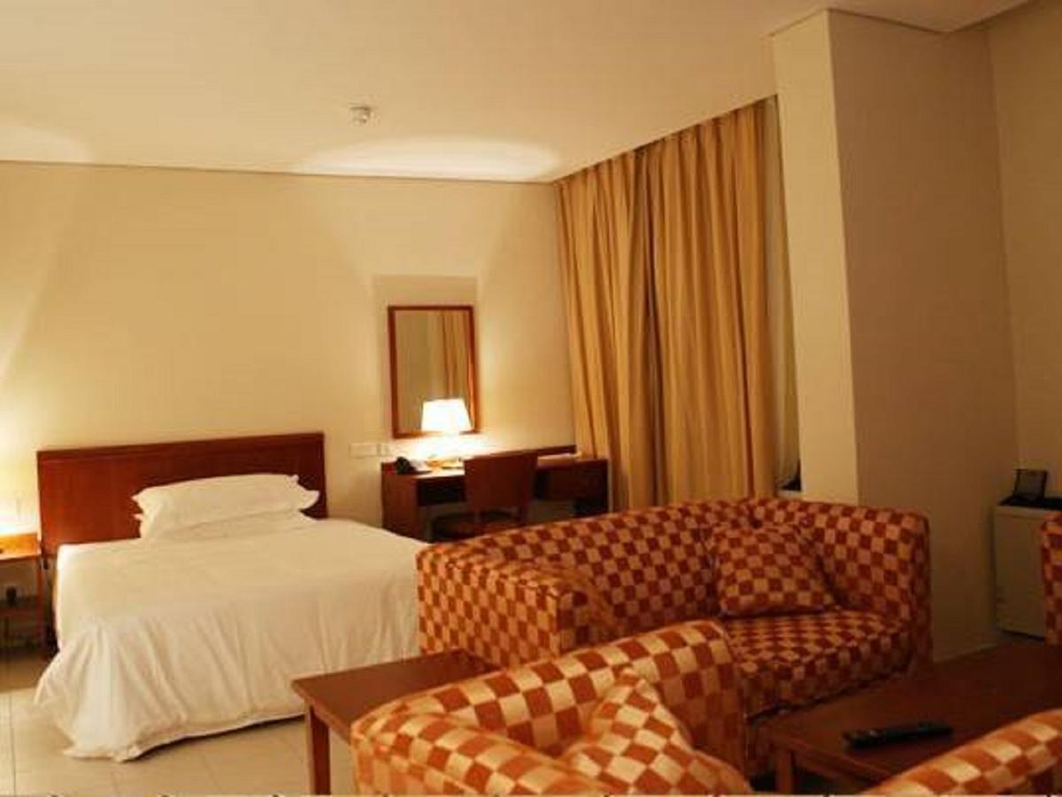 Tinapa Lakeside Hotel Calabar Extérieur photo