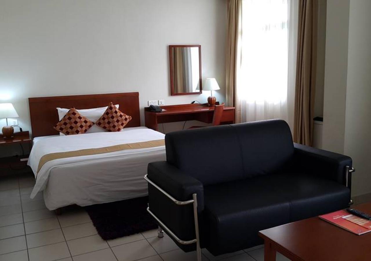 Tinapa Lakeside Hotel Calabar Extérieur photo