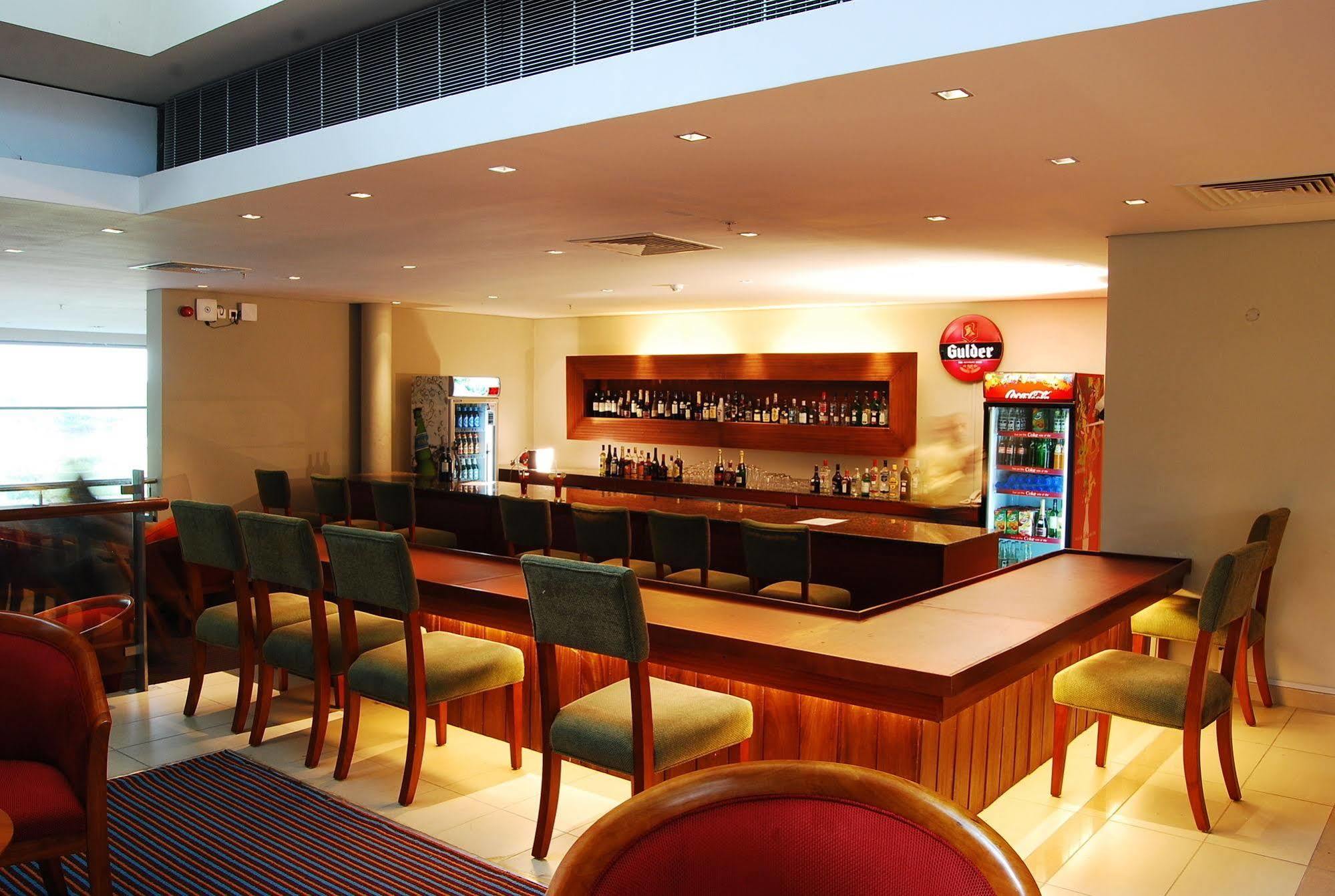 Tinapa Lakeside Hotel Calabar Extérieur photo