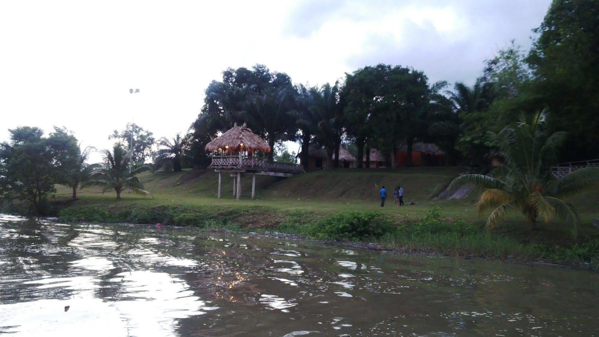 Tinapa Lakeside Hotel Calabar Extérieur photo